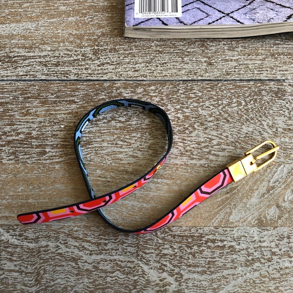 Tory Burch Reversible Leather Wrap Bracelet - Picture 2 of 6